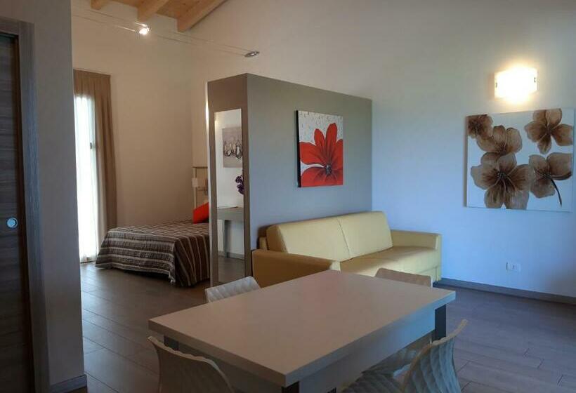 هتل Agriturismo Dell'orto Apartments