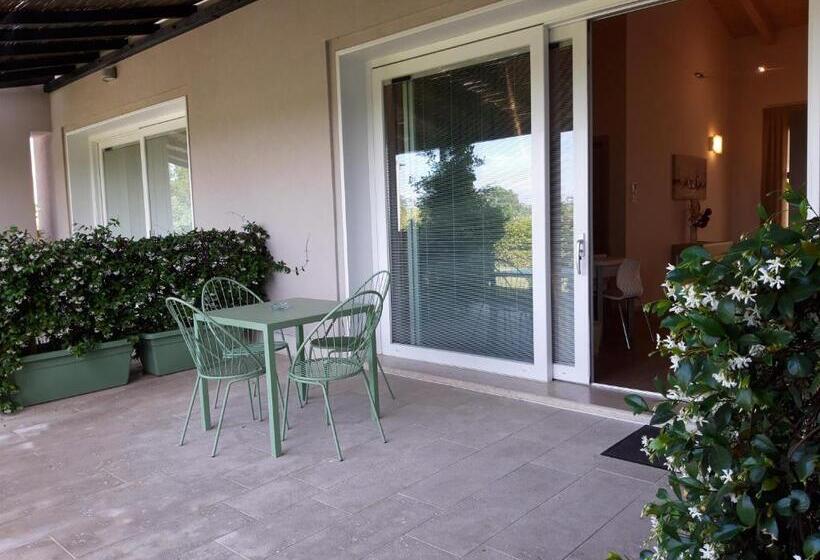 هتل Agriturismo Dell'orto Apartments