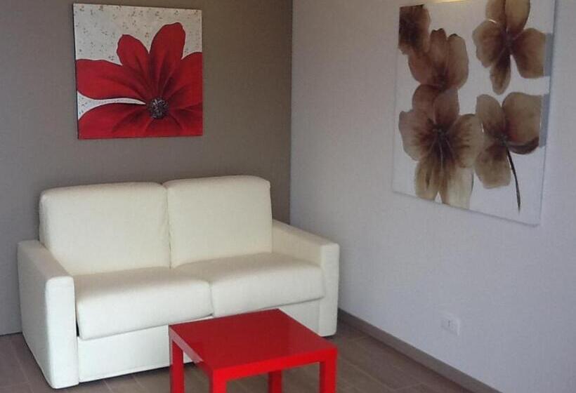 هتل Agriturismo Dell'orto Apartments