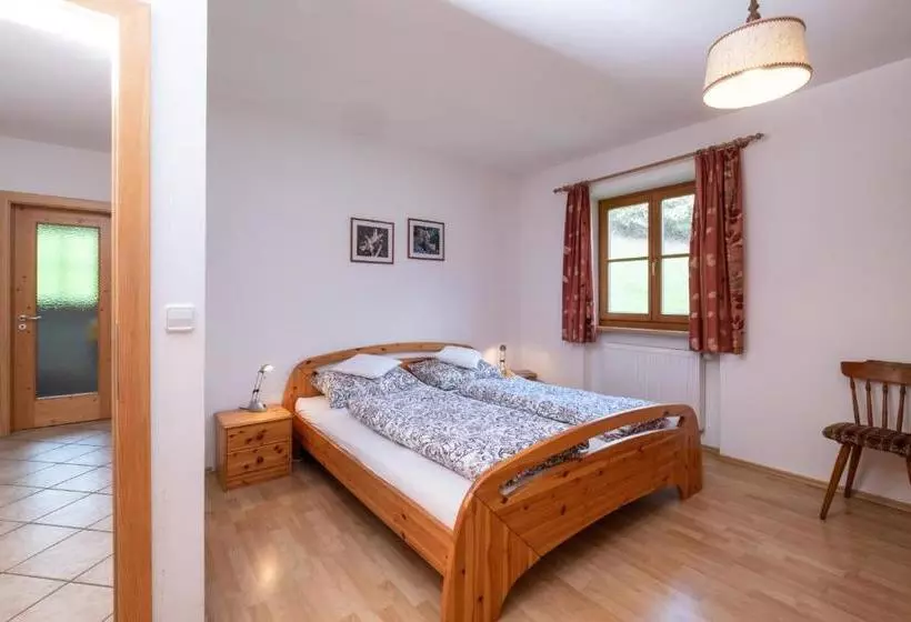 هتل Mantingerhof