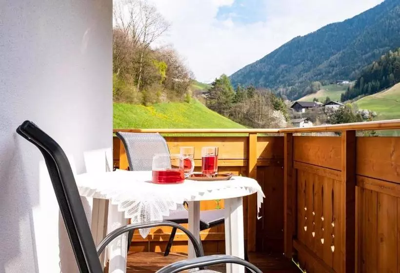 هتل Mantingerhof