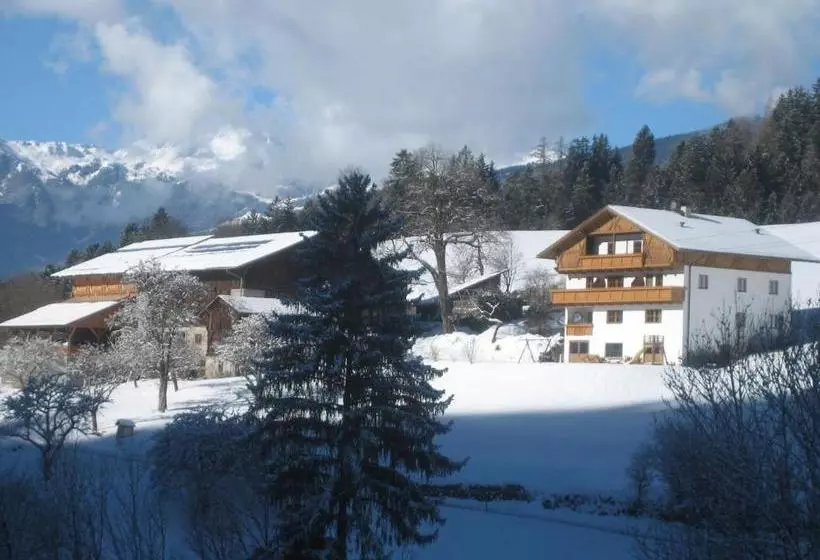 هتل Mantingerhof