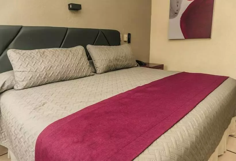 ホテル Melanie Tepic