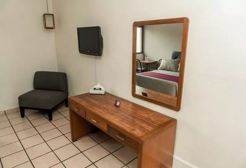 ホテル Melanie Tepic