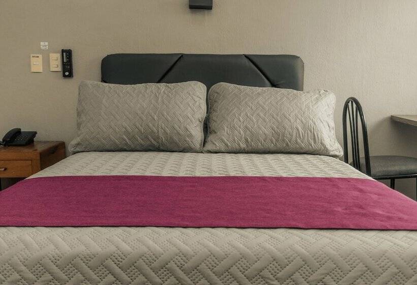 Отель Melanie Tepic