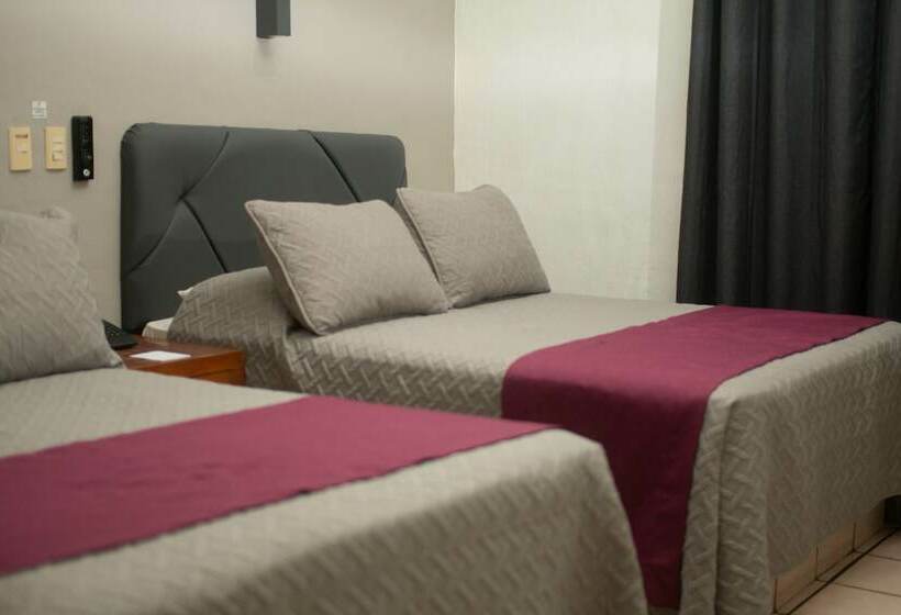 Отель Melanie Tepic