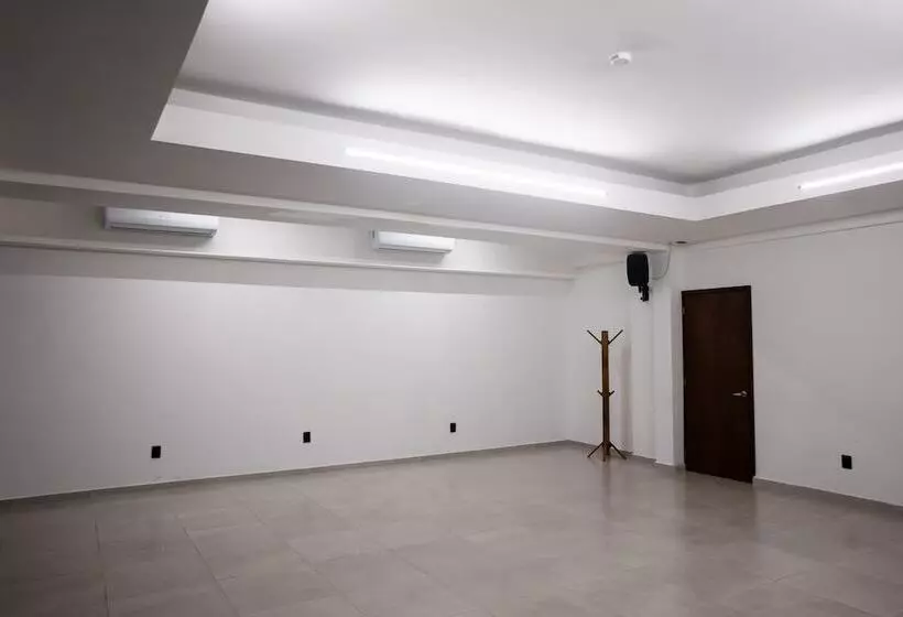 ホテル Melanie Tepic