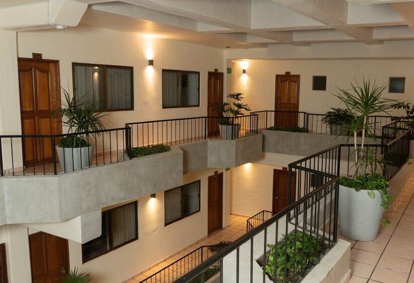 Отель Melanie Tepic