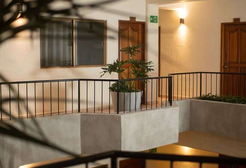 Отель Melanie Tepic