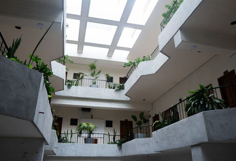 Отель Melanie Tepic