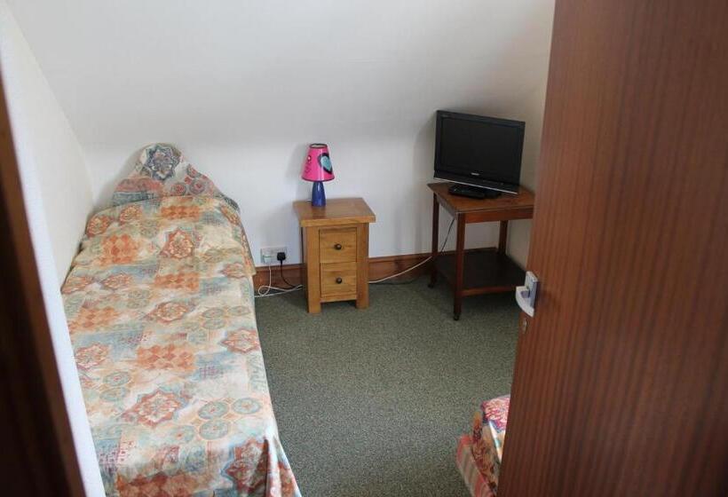 膳宿费 Claremont House