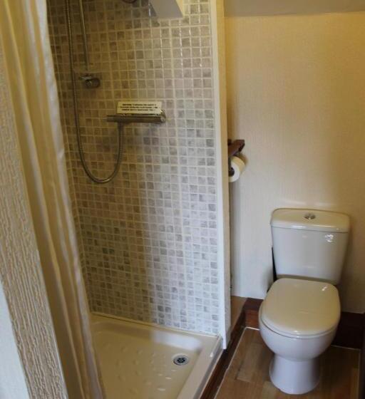 膳宿费 Claremont House