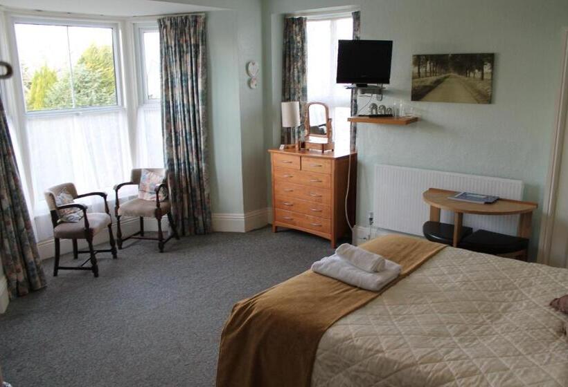 膳宿费 Claremont House