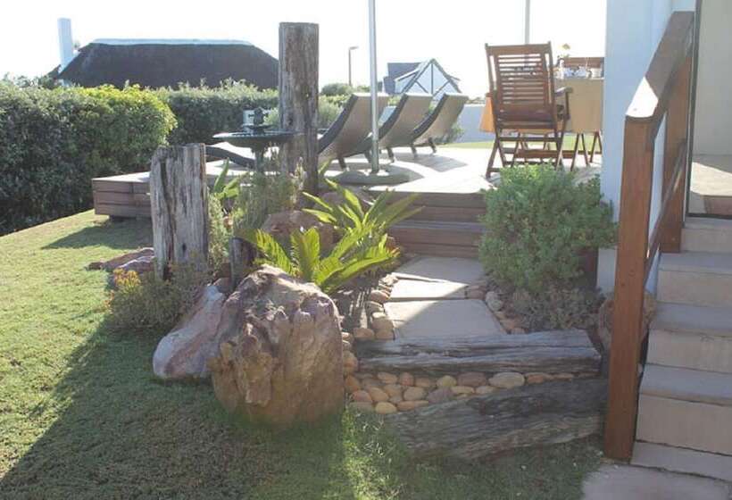 פנסיון Cottage On The Hill