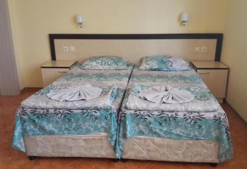 بنسيون Guest House Stoyanovi