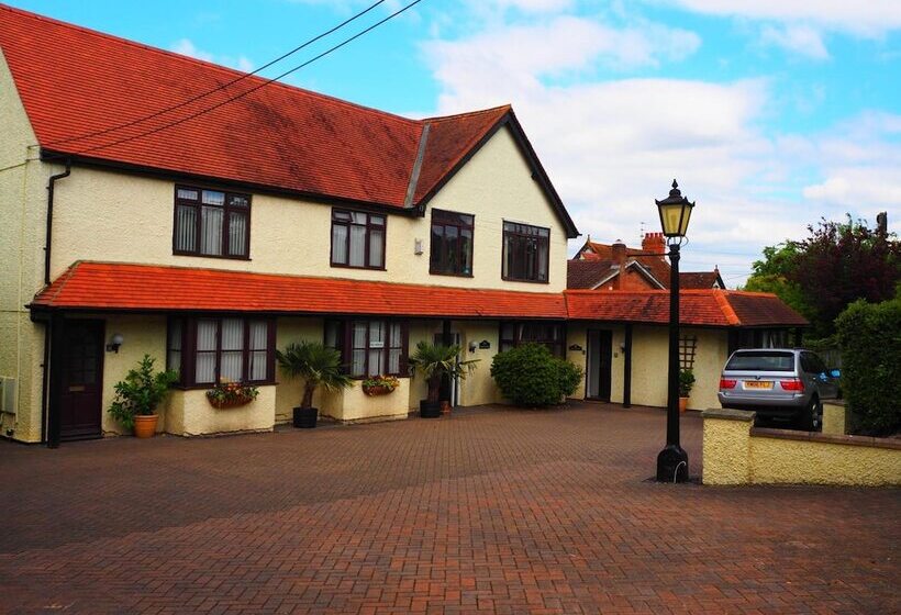 펜션 High Hedges Apartments