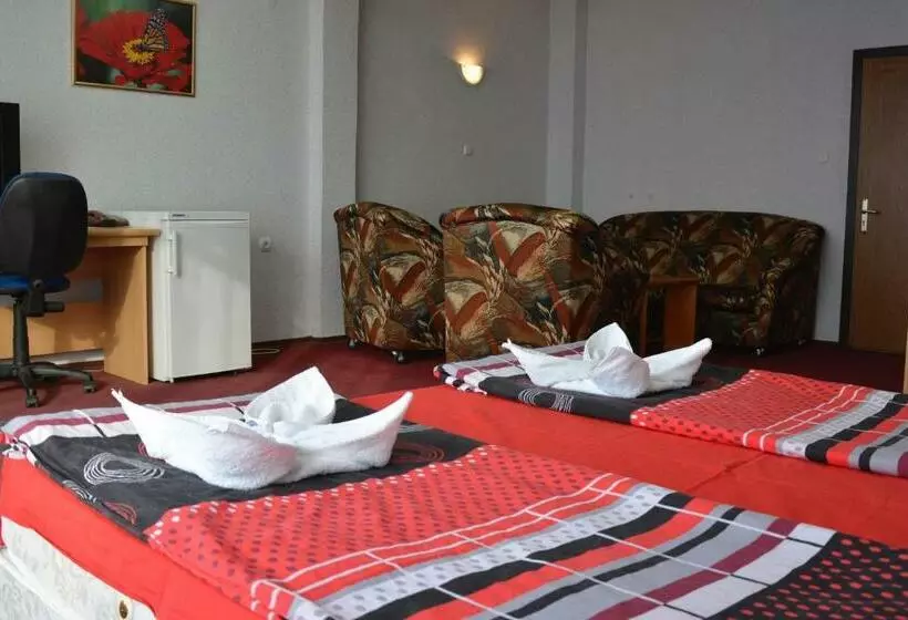 Majatalo Neon Guest Rooms