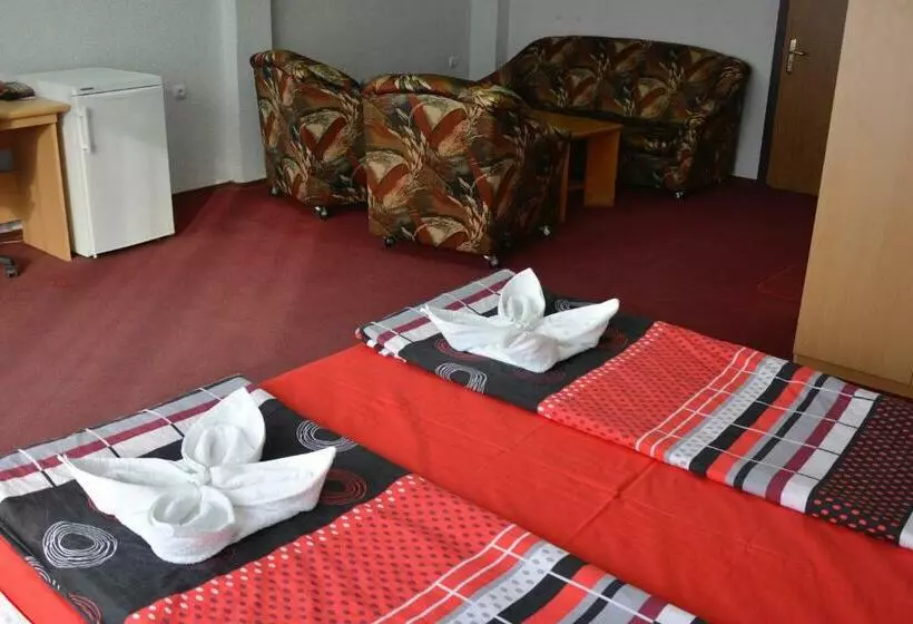 Majatalo Neon Guest Rooms