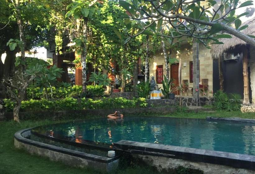 بنسيون Satria Bungalow