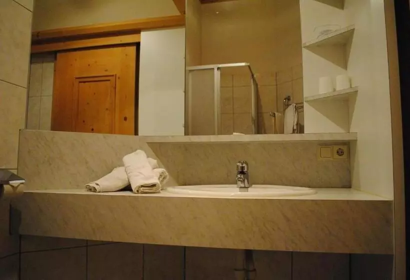 Retkeilymaja Landgasthof Steiner