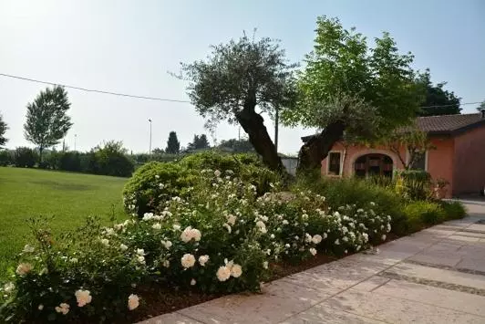 Hotelli Agriturismo Corte Morandini