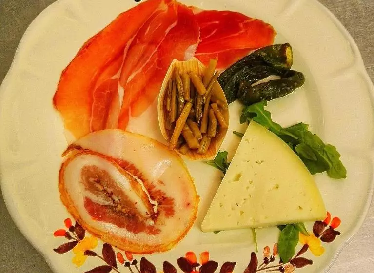 Hotelli Agriturismo Terra E Sapori