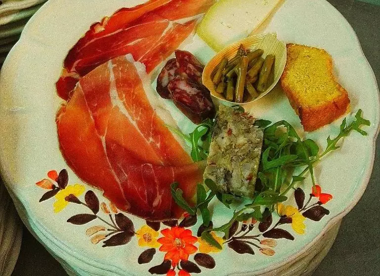 Hotelli Agriturismo Terra E Sapori