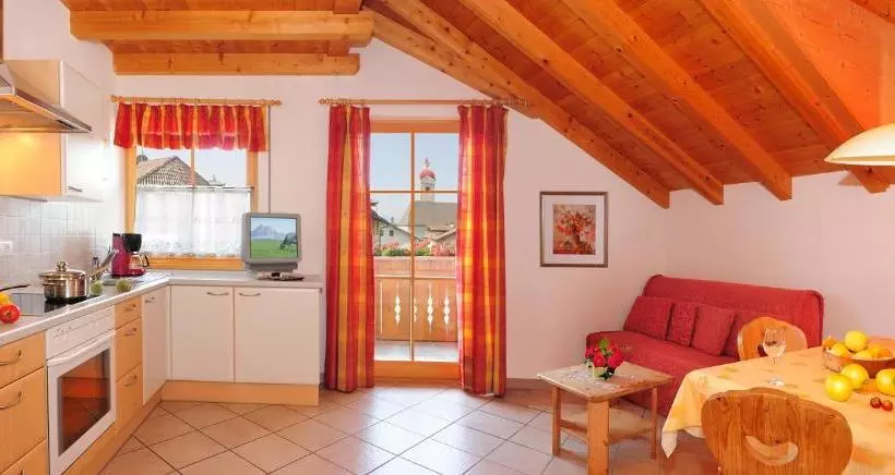 Hotelli Ferienwohnung Walderhof Natz