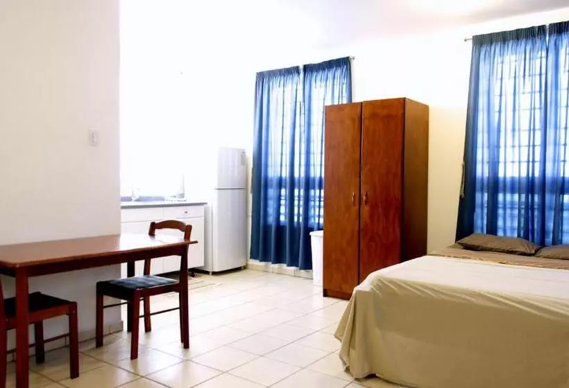 Orange Rembrandt Studio Apartments