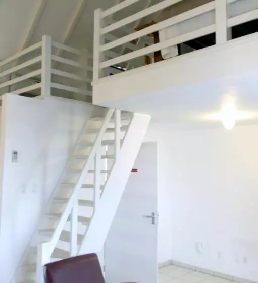 Orange Rembrandt Studio Apartments