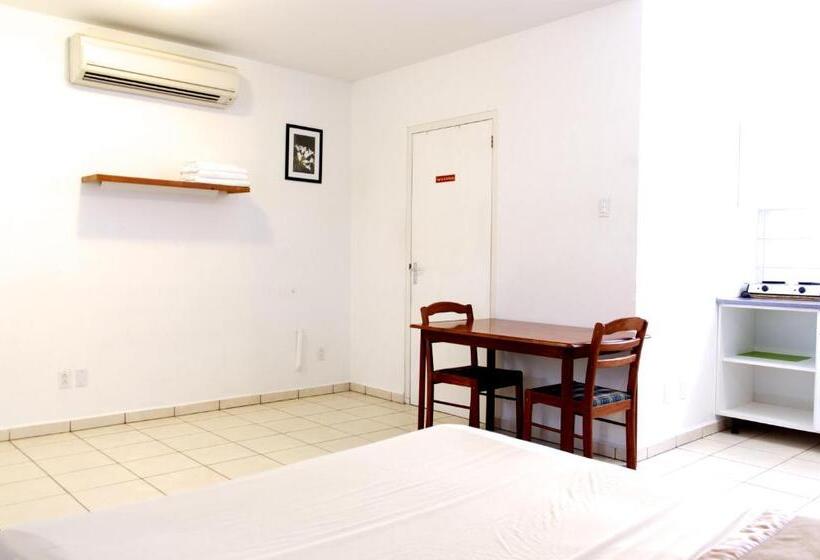 Orange Rembrandt Studio Apartments