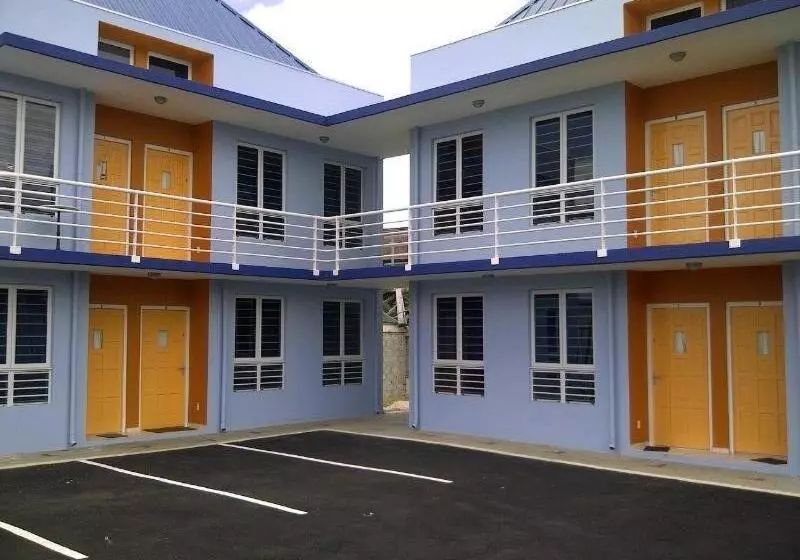 Orange Rembrandt Studio Apartments