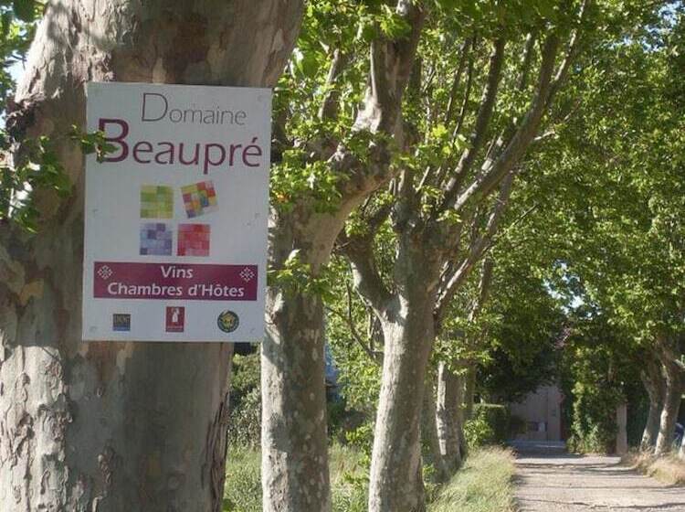 پانسیون Chambres D Hotes Domaine De Beaupre