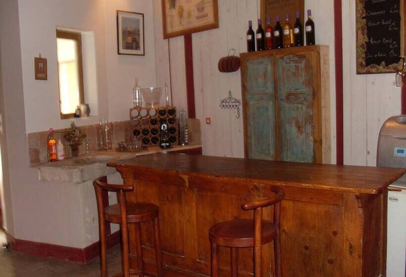 پانسیون Chambres D Hotes Domaine De Beaupre