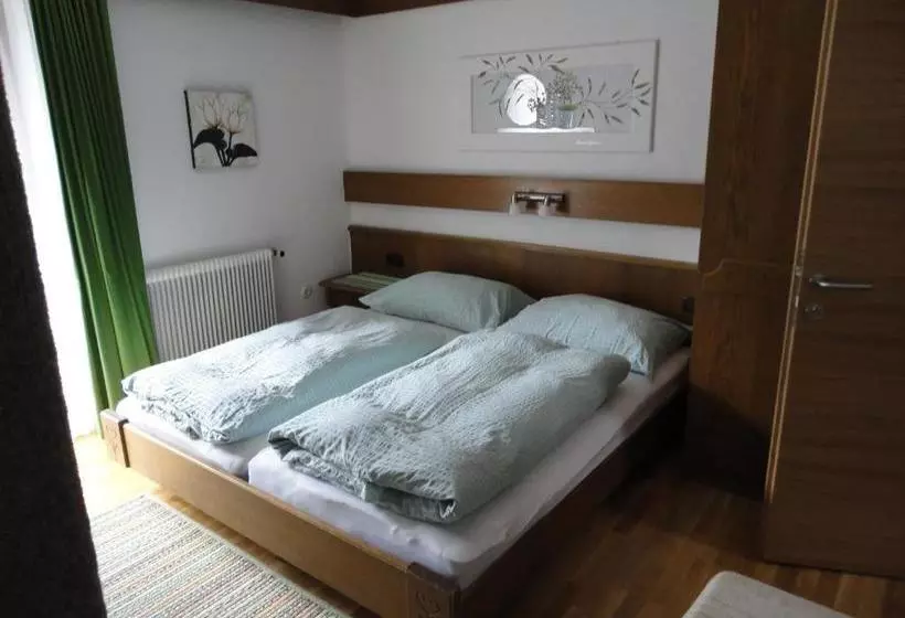 پانسیون Haus Talblick