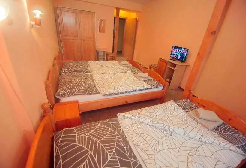 Majatalo Penzion Moyzes