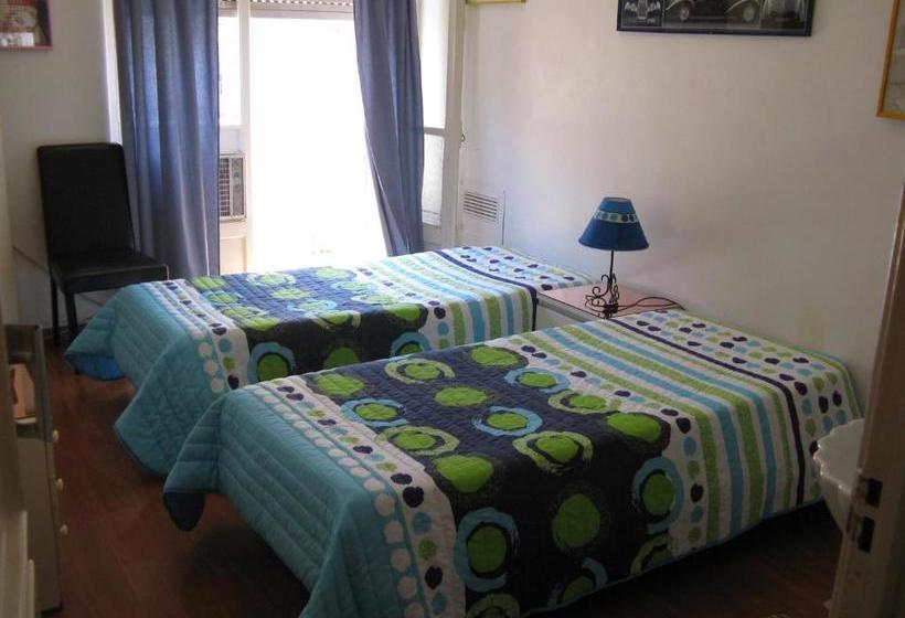 پانسیون Residencial Nosso Lar