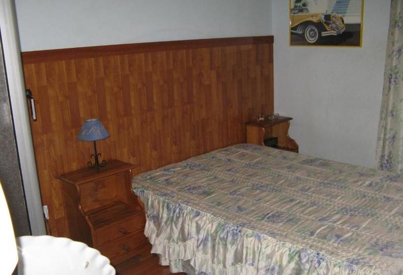 پانسیون Residencial Nosso Lar