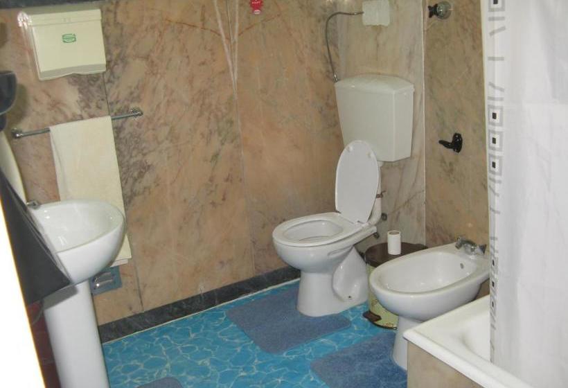 پانسیون Residencial Nosso Lar