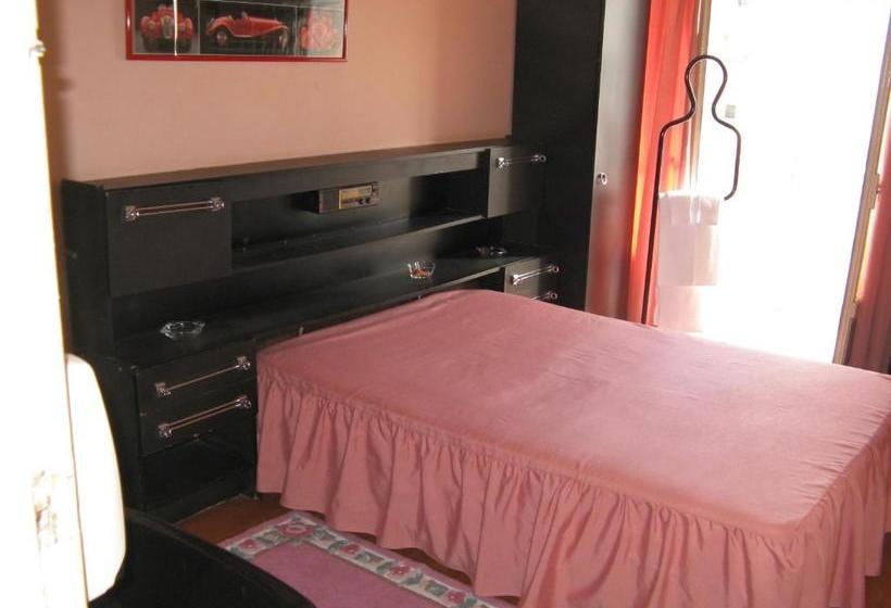 پانسیون Residencial Nosso Lar