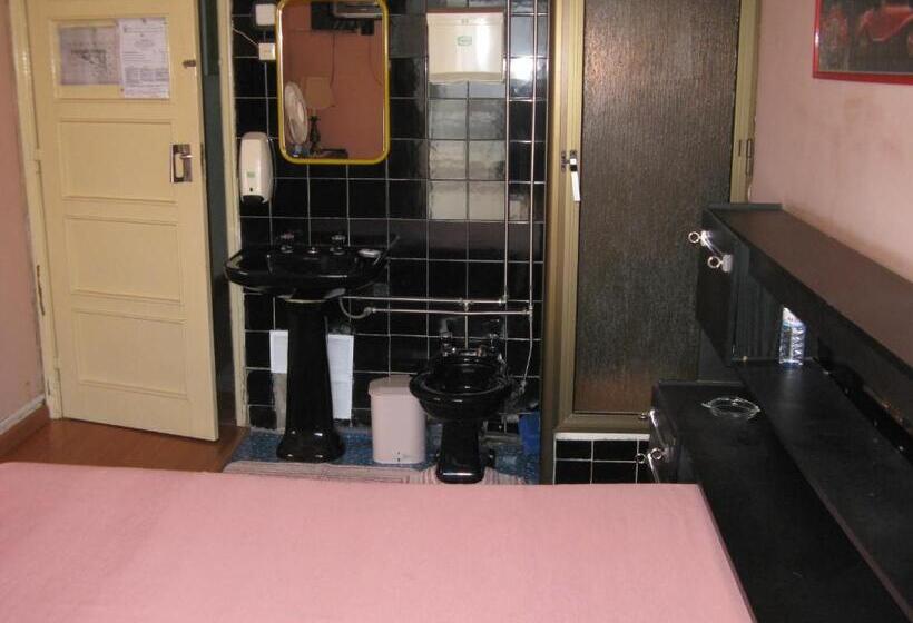 پانسیون Residencial Nosso Lar