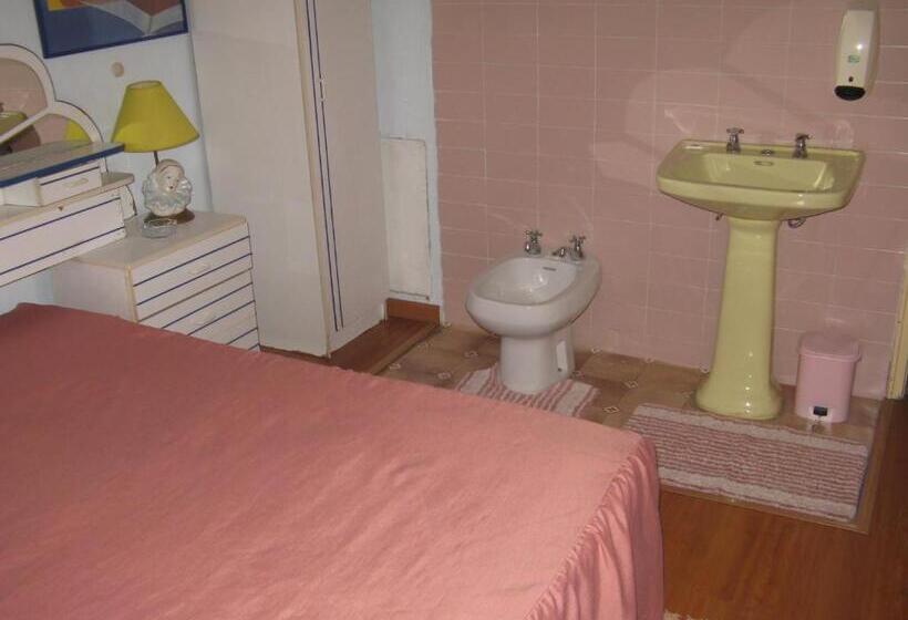 پانسیون Residencial Nosso Lar