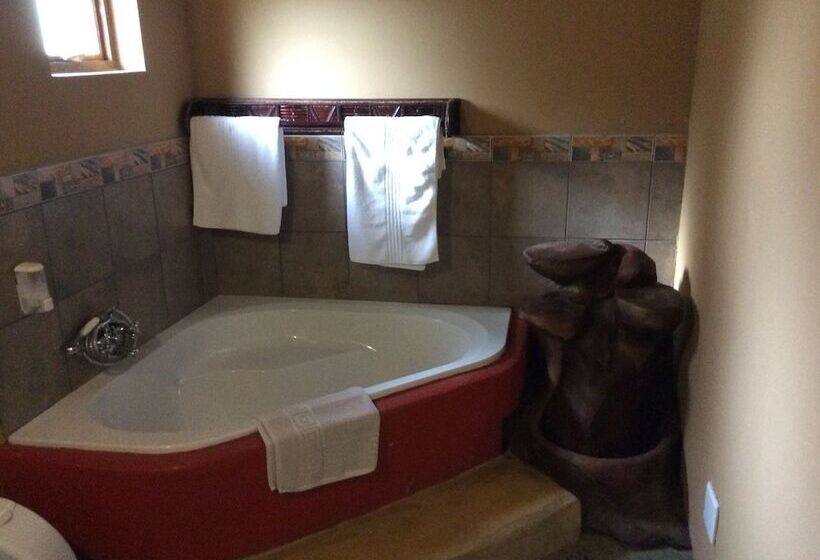 Пансион The Orchards Executive Accomodation