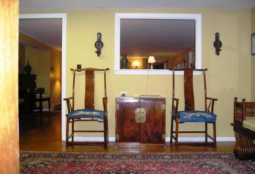 فندق صغير Cooper Hill Inn