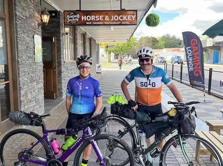 Retkeilymaja Horse And Jockey Inn