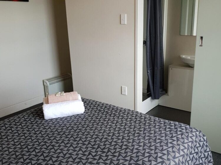 호스텔 Horse And Jockey Inn