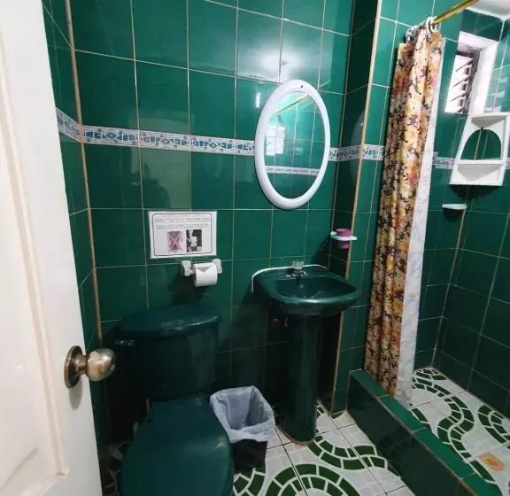 هاستل Hostal Cerro Azul