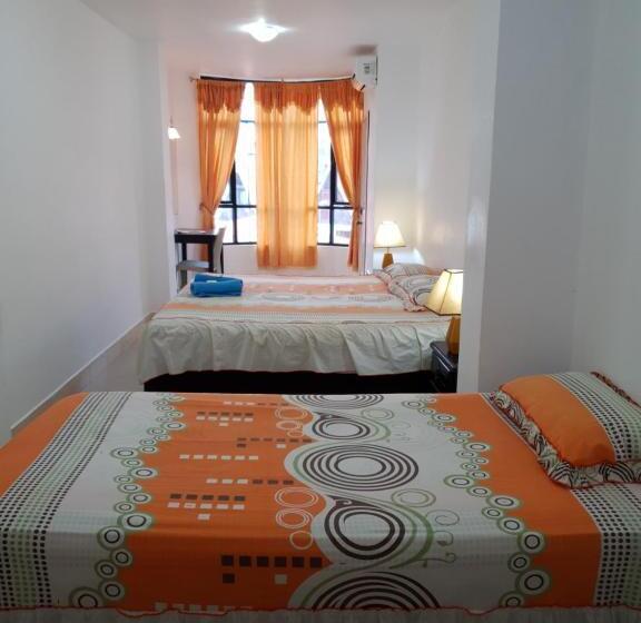 הוסטל Hostal Cerro Azul