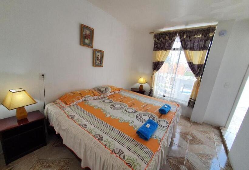 הוסטל Hostal Cerro Azul