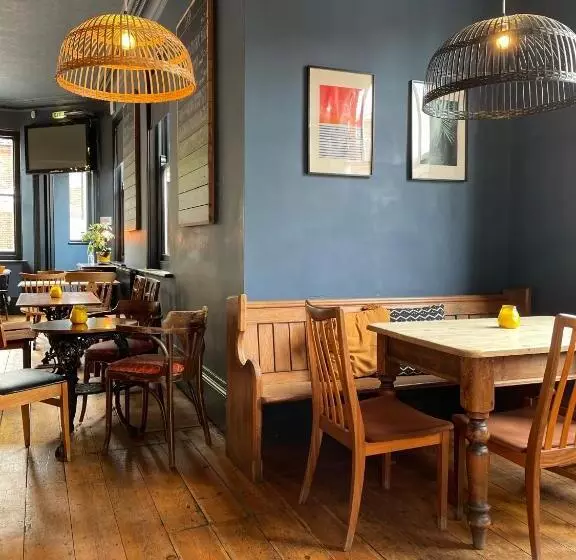ユースホステル Rooms At The Rosebery
